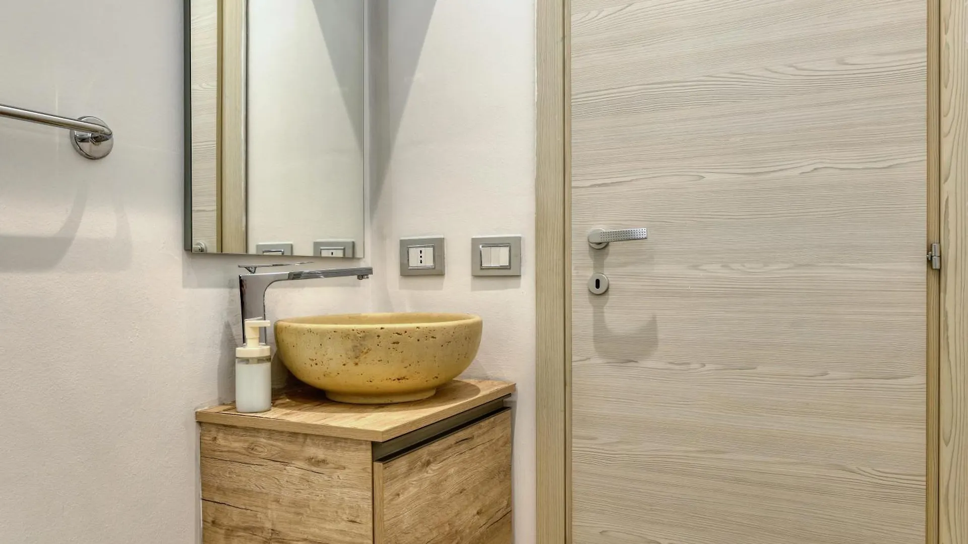 San Siro Suite - Close To The Stadium And Fiera Milan Apartment